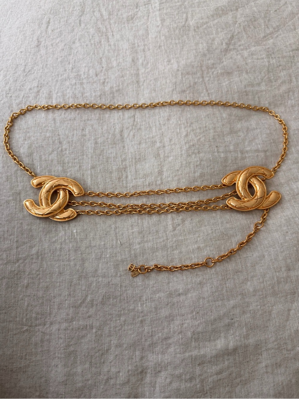 Vintage CHANEL Gold Double-Chain CC Logo Waist Belt
